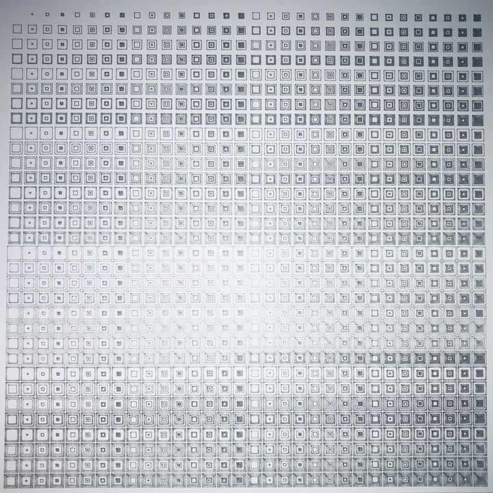 10 bits squares, black on white, in sequence